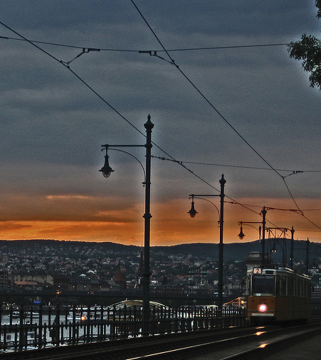 Budapest Riverside rakpart with tram 2